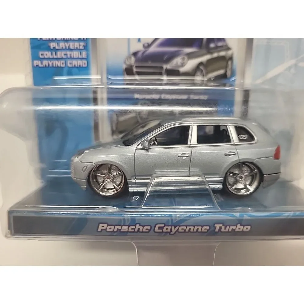 2005 Maisto Playerz Luxury Diecast Collection Porsche Cayenne Turbo Playing Card